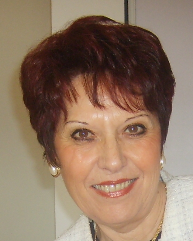  Nadine Costa